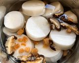 A picture of step 5 of Scallop, Pork Rib, and Daikon Soup.