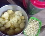 A picture of step 1 of Kenyan Mokimo.