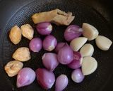 Foto langkah ke 1 dari resep Semur Ayam Betawi.