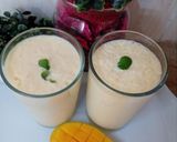 A picture of step 1 of Mango shake without sugar ❤️.