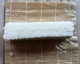 Foto del paso 10 de la receta: Sushi Philadelphia Roll (con salmón ahumado)