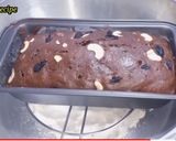 A picture of step 8 of Eggless plum cake.
