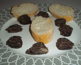Foto del paso 5 de la receta: Embutido de morcilla de cebolla seca
