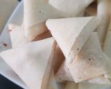 A picture of step 3 of One bite samosa.