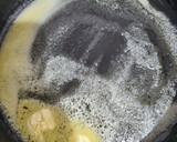Foto del paso 2 de la receta: Crema de champiñones, a base de salsa bechamel