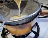 Foto del paso 2 de la receta: Riquísima y Muy Fácil Crema Pastelera... De Lujo!!!