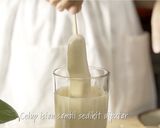 Foto langkah ke 4 dari resep Corn Dog.
