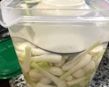 Hình bước làm 2 của món Hành muối