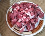 صورة لخطوة 1 من وصفة كفتة اللحم المفروم