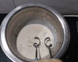 A picture of step 3 of Ragi Ice cream.