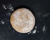 A picture of step 6 of Aloo Paratha.