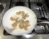 A picture of step 3 of Curry Shrimp with Coconut Cream.
