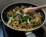 Foto langkah ke 4 dari resep Nasi Goreng Rawon.
