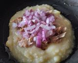 Foto del paso 3 de la receta: Arepa🫓de yuca rellena de carne🥩bbq y queso🥯🧀🧇