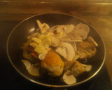 Foto del paso 2 de la receta: Pollo al ajillo con champiñones