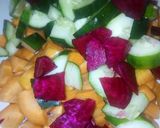 A picture of step 2 of Natural detox juice.
