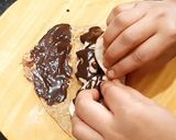 બનાના ચોકલેટ ચપાટી રોલ (Banana Chocolate Chapati Roll Recipe In Gujarati) રેસીપી સ્ટેપ3ફોટો