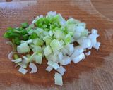 Pas rețetă Salata de vara cu orez, tonno si verdeturi 4 fotografie