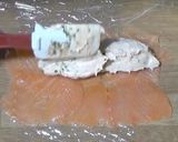 A picture of step 4 of Smoked salmon paupiette.