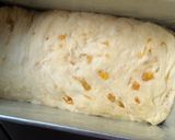Foto langkah ke 6 dari resep Roti Tawar Kismis/ Raisin Bread.
