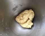 Une image de l'étape 3 de Pâte brisée au lait et fleur d'oranger.