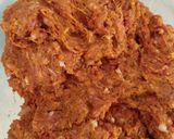 सावजी मटण खिमा बॉल्स (saoji mutton kheema balls recipe in marathi) रेसिपी स्टेप 2 फोटो 