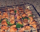 صورة لخطوة 2 من وصفة شيش طاووق المشوي على الفحم 🍢