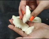A picture of step 2 of Lauki ka Halwa.