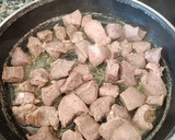 Foto del paso 1 de la receta: Estofado de pavo