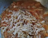 Foto langkah ke 3 dari resep Seblak Fettuccine.