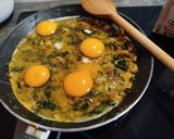 Foto del paso 5 de la receta: Revuelto de acelgas con habitas baby y espárragos verdes trigueros a tu gusto