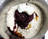 A picture of step 2 of Ramadan Special - Whole Wheat Beetroot Garlic Naan.