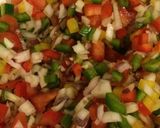 Foto del paso 1 de la receta: Vacío, entraña y pechito de cerdo con papas rústicas al disco y ensalada criolla