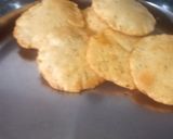 आलू अजवाइन की खस्ता पूरी (aloo Ajwain ki khasta poori recipe in Hindi) रेसिपी चरण 4 फोटो