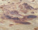 A picture of step 10 of Lacha paratha.