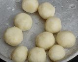 A picture of step 5 of Suji balls.