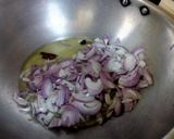 A picture of step 1 of Chicken Qeema.