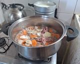 Foto del paso 2 de la receta: Estofado exprés con fideos entrefinos