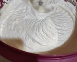 Φωτογραφία βήματος 3 της συνταγής Παγωτό 🍦❤️ με τρία μόνο υλικά!