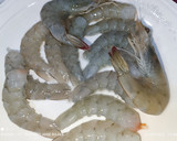 Foto del paso 1 de la receta: Brochetas de carpaccio de ternera, rellenos de langostinos 🦐🦐