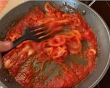 Foto del paso 3 de la receta: Dorada con salsa de tomate y anchoas
