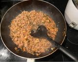 剝皮辣椒肉醬炒麵的食譜步驟4照片