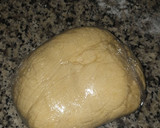 Foto del paso 1 de la receta: Alfajor relleno de dulce de leche