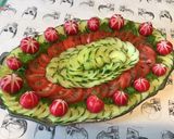 Une image de l'étape 11 de Salade de concombre aux tomates,céleri branche et radis ronds.