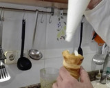 Foto del paso 6 de la receta: Conos de hojaldre con nata
