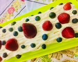 Foto del paso 4 de la receta: PIONONO CON MUCHA CREMA CHANTILLY, FRUTILLAS Y ARANDANOS🫔🍓🫐🫔🫐🍓🫔🍓🫐