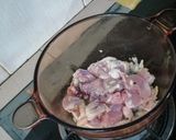 Gambar langkah 4 resipi Ayam Masak Halia dan Lemon.