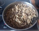 Foto del paso 5 de la receta: 307. Tagliatelle con morcilla y huevo frito