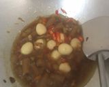 Foto langkah ke 5 dari resep Sosis Telur Puyuh Pedas Manis.