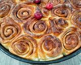 Foto langkah ke 9 dari resep Cinnamon Rolls.
